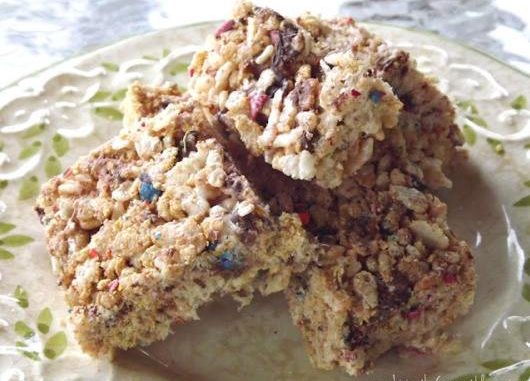 smore-rice-krispie-treats.jpg S’more Rice Krispie Treats