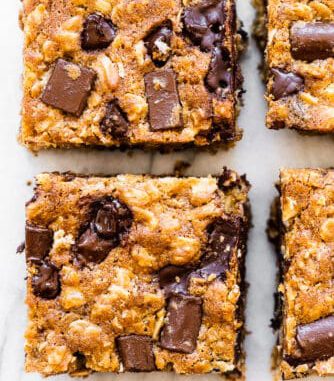 Oatmeal Chocolate Chip Bars
