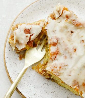 Honey Bun Cake
